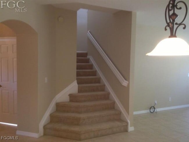 Building Photo - 10038 Chiana Cir