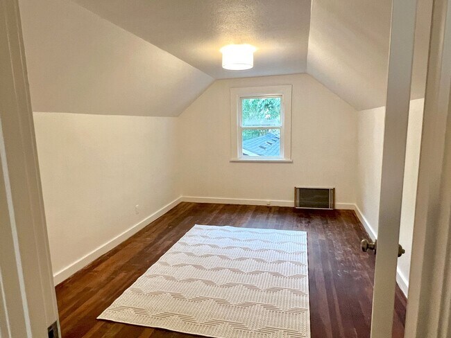 Building Photo - Newly Renovated Single-Family home located...