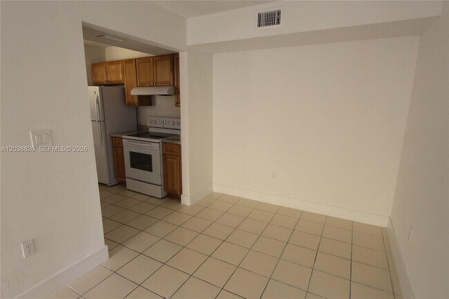 Building Photo - 650 NW 114th Ave