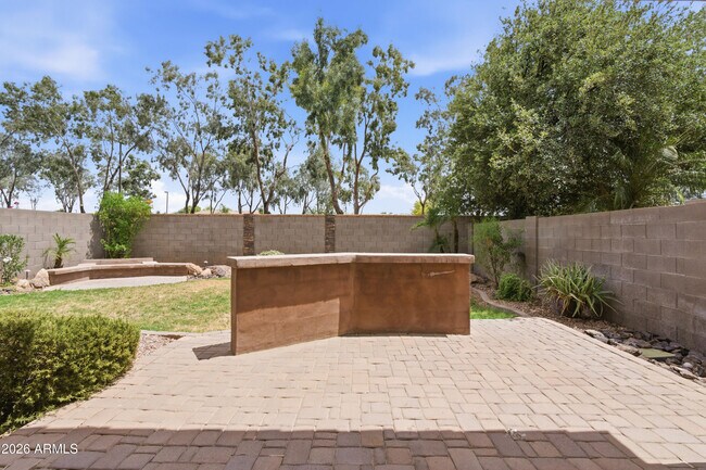 Building Photo - 4157 E Santa Fe Ln