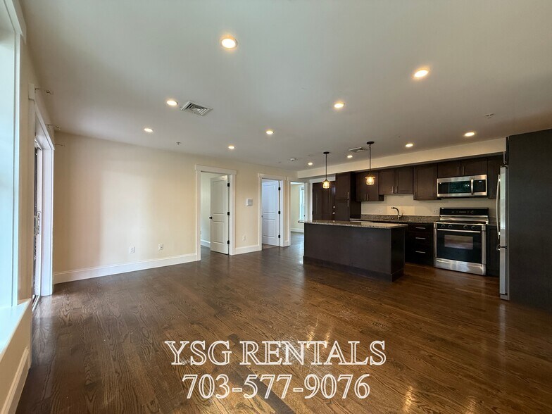 Building Photo - 2 Alleghany St