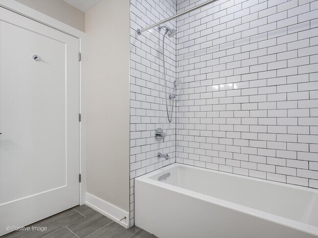 Building Photo - 261 Washington Blvd