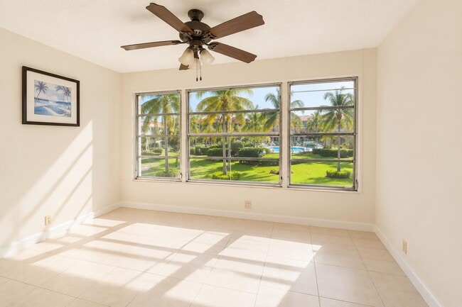 Building Photo - 6700 Royal Palm Blvd