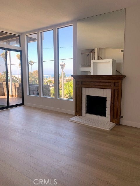 Building Photo - 404 Calle Miramar