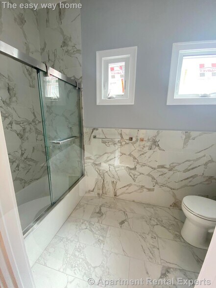 Building Photo - 32 Putnam Ave