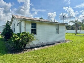 Building Photo - Adorable 2-Bedroom Home for Rent in Plant ...