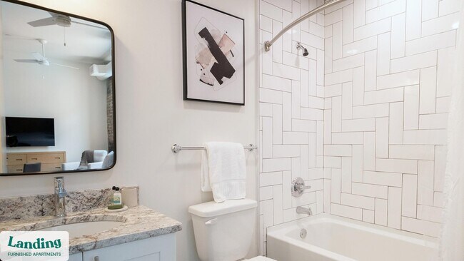 Building Photo - 425 20th St S