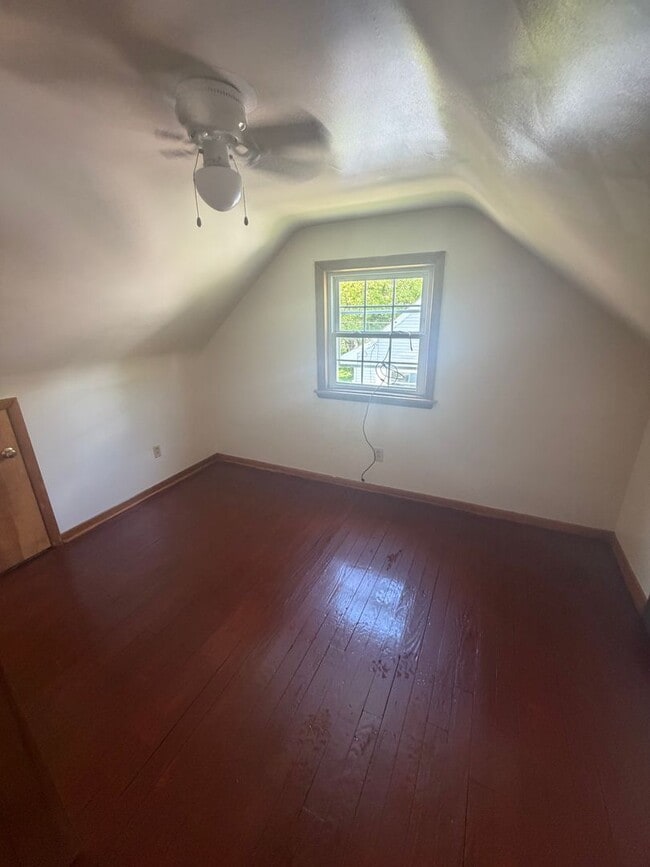 Building Photo - Upper West Side 4 Bedroom House