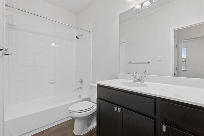 Building Photo - 1200 10th St