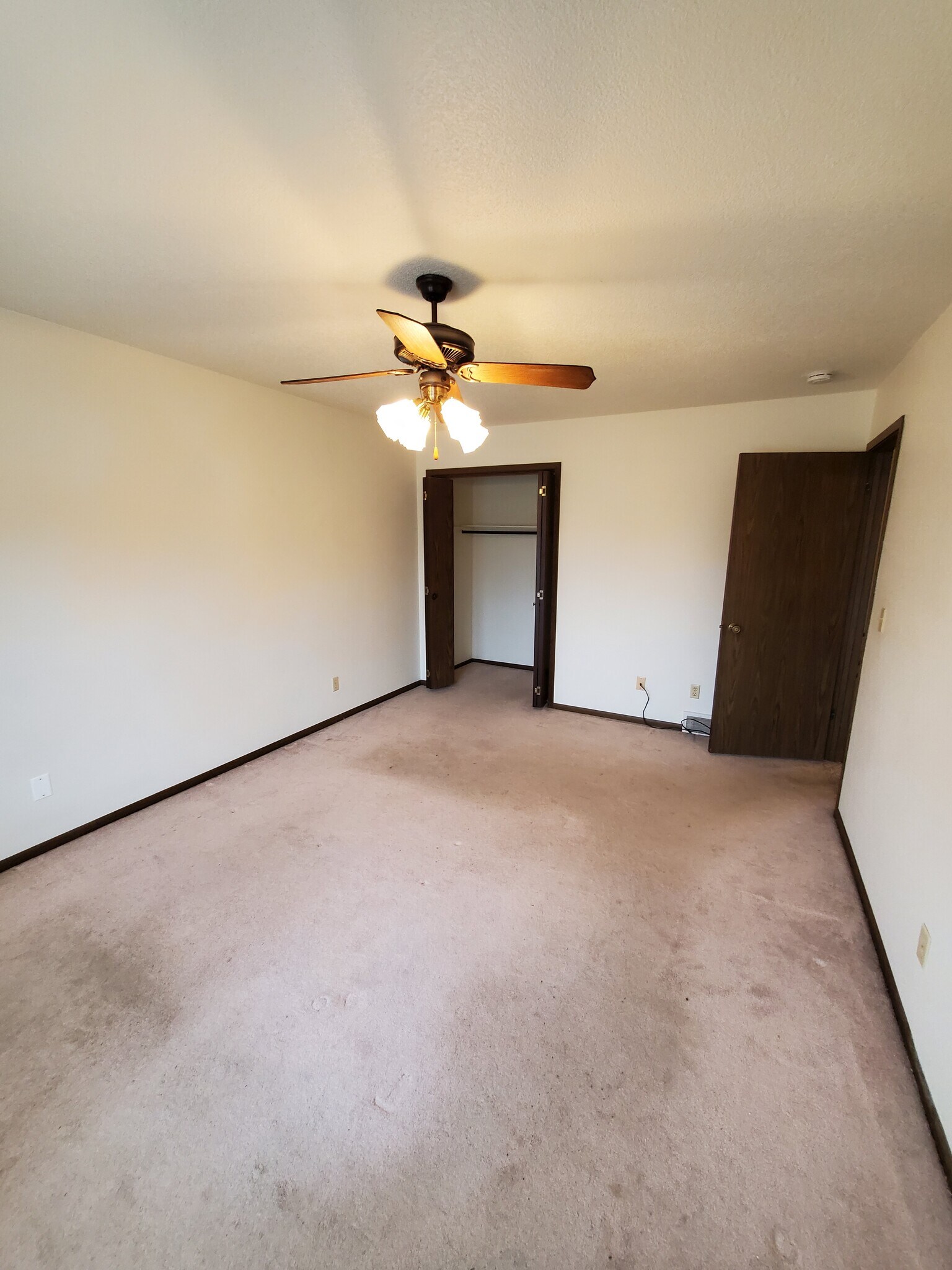 Bedroom - 1106 Oleson Rd