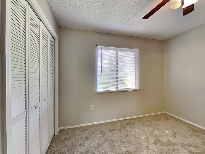 Building Photo - 1388 Bramblewood Dr