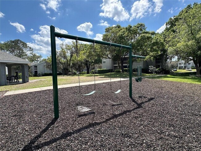 Building Photo - 2533 Grassy Point Dr