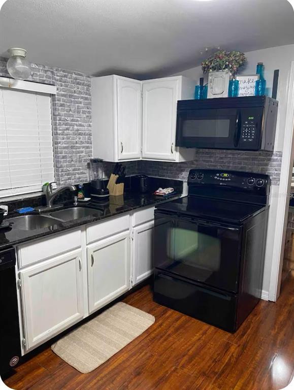 Building Photo - 2521 Lorraine St