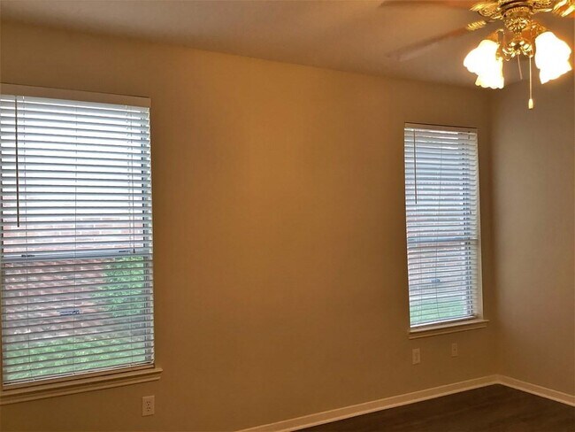 Building Photo - 14502 Heron Marsh Dr