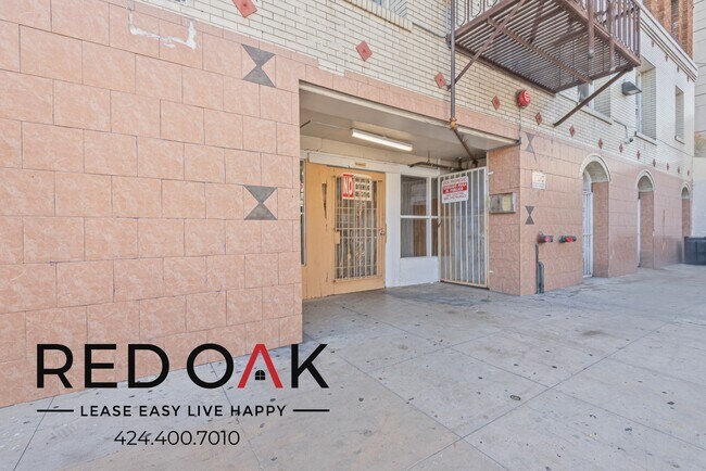 Building Photo - 341 S Alvarado St