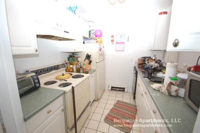 Building Photo - 774 Columbus Ave