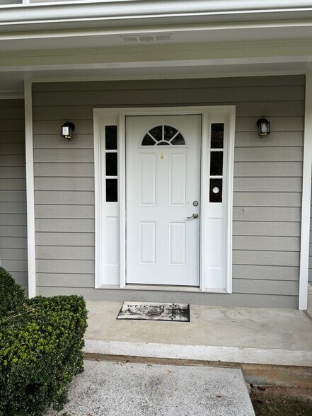 Building Photo - 4650 Kousa Ln