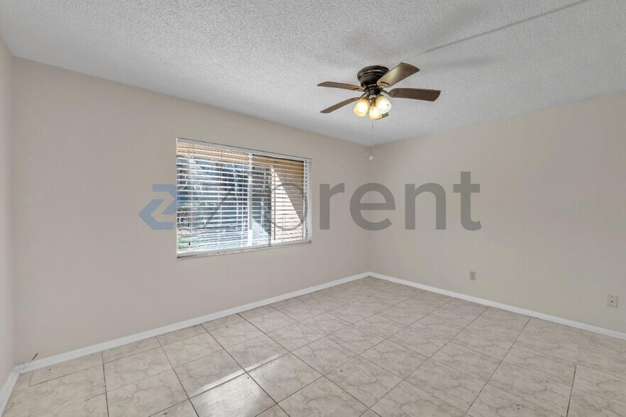 Building Photo - 7518 Needle Leaf Pl