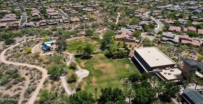 Building Photo - Gorgeous 4 Bed 3 Bath 3 Car home in Peoria with community Pool