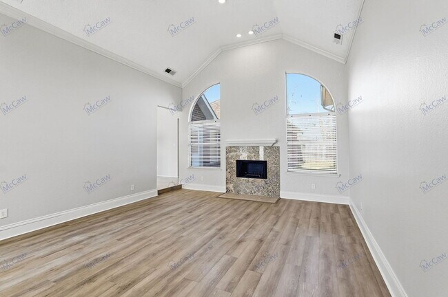 Building Photo - 2314 Stillwater Dr