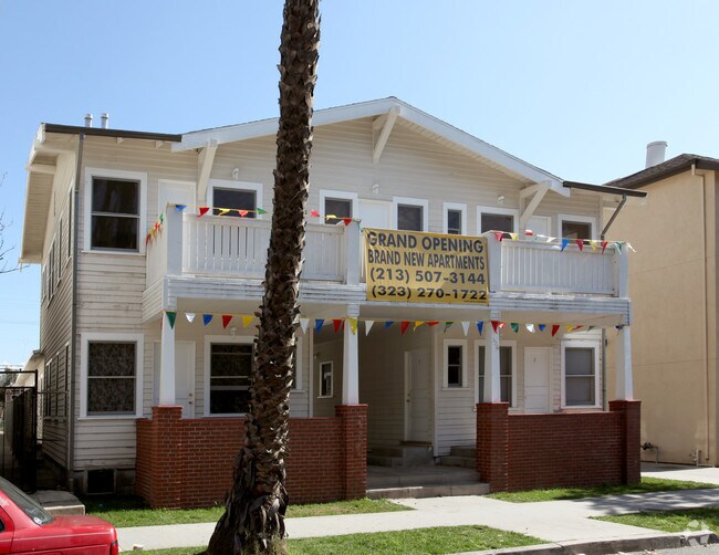 Building Photo - 526 Magnolia Avenue