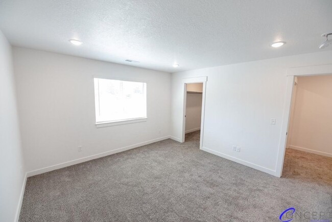 Building Photo - Sienna Village Townhomes