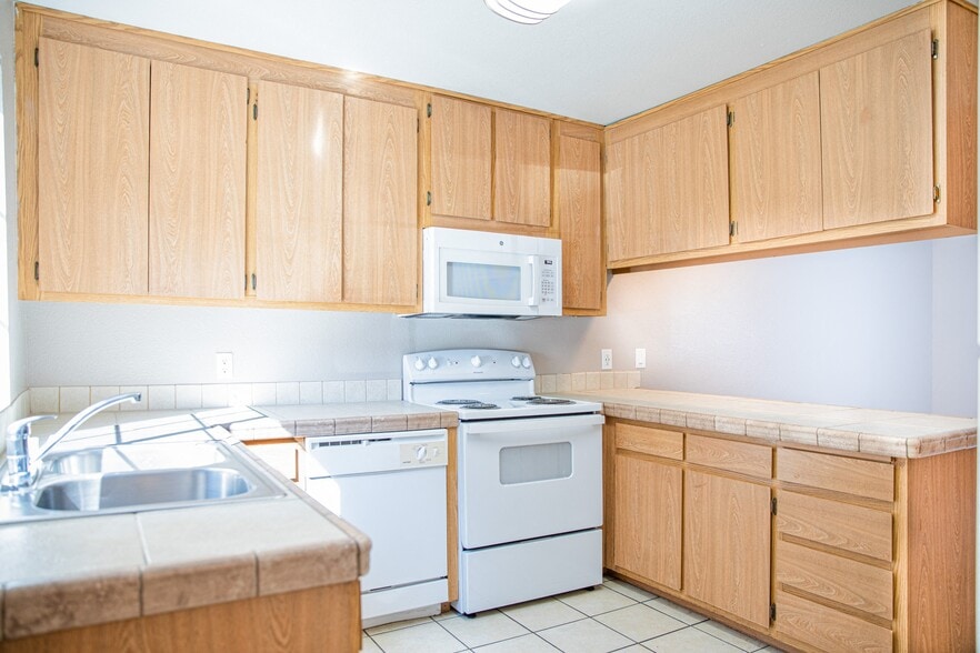 Primary Photo - Pomona Townhomes