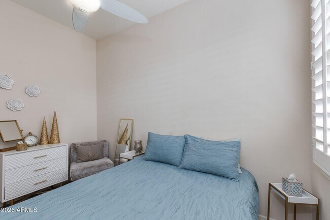 Building Photo - 623 S Roosevelt St