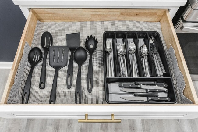 Building Photo - 1523 S East St