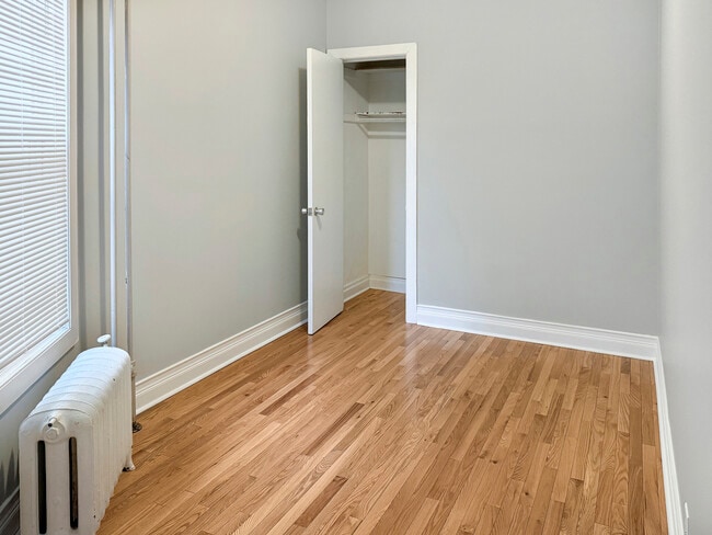 Building Photo - 2340 N Tripp Ave