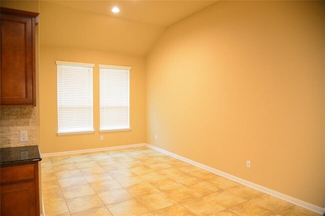 Building Photo - 209 Rock Vista Run