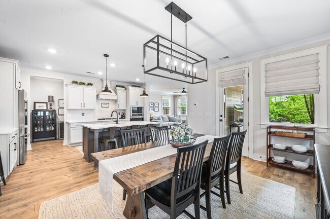 Building Photo - 4BR, 3.5BA home - Williamson County’s most...
