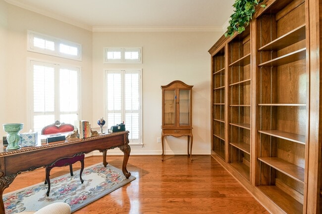 Building Photo - 3003 Grand Noble Cir