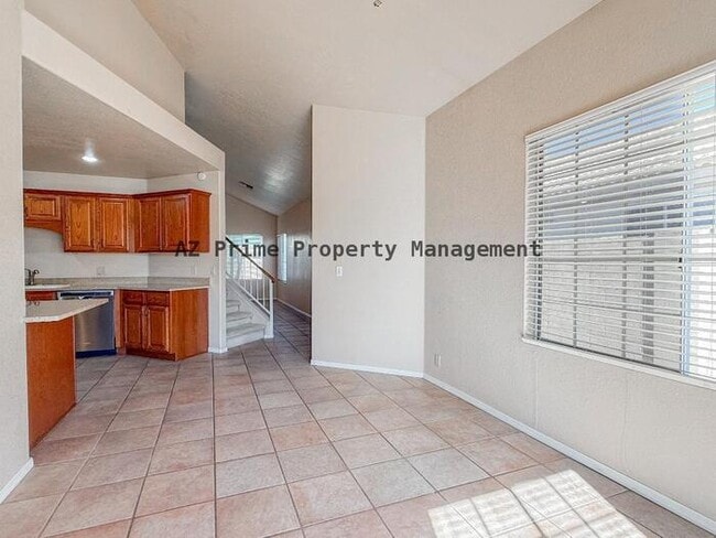 Building Photo - 2534 W Orchid Ln