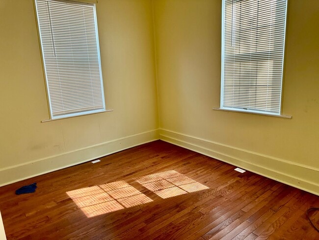 Building Photo - Rockmart Rental