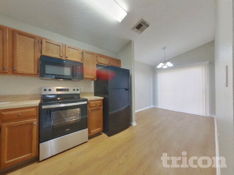 Building Photo - 3114 Boynton Dr