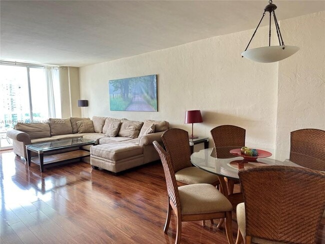Building Photo - 2 bedroom in Sunny Isles Beach FL 33160