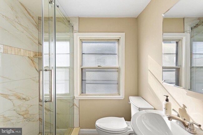 Building Photo - 112 Juliana Terrace