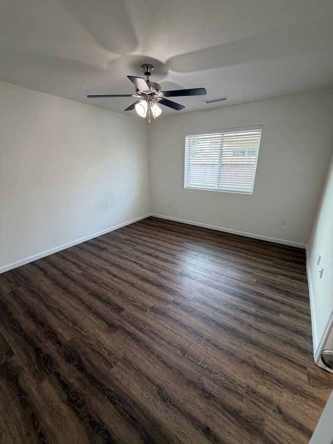 Building Photo - New house in Madera