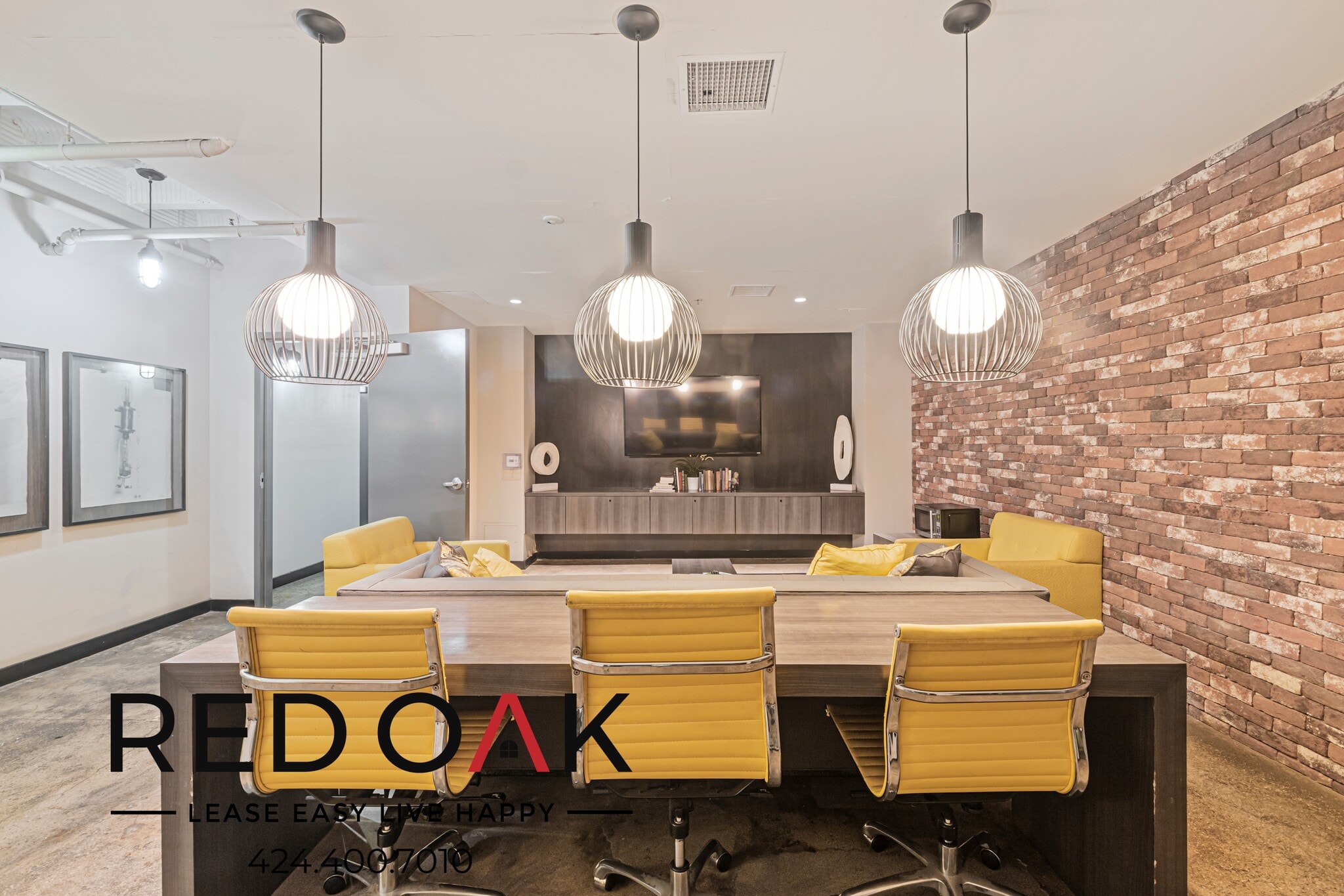 Building Photo - 102 N Glendale Ave