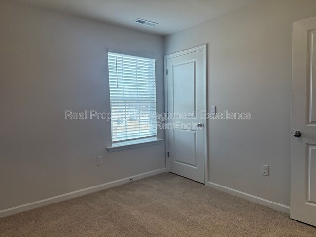 Building Photo - 3117 Pasile Ct