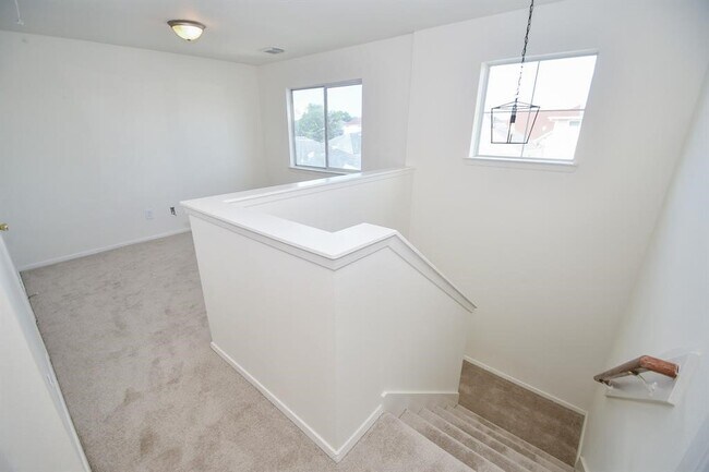 Building Photo - 20638 Patriot Park Ln
