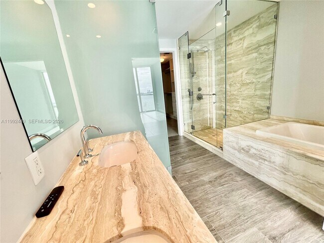 Building Photo - 2900 NE 7th Ave