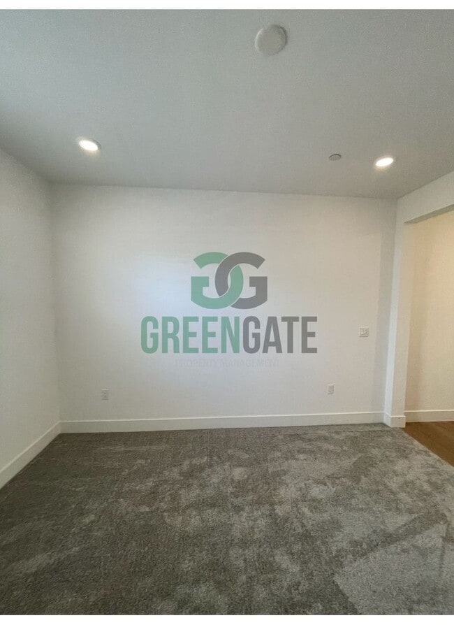 Building Photo - New Build in Tracy Hills!! 4 Bedroom 2.5 Bath AVAILABLE NOW!!