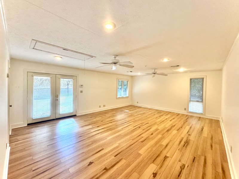 Building Photo - 1812 Seminole Rd