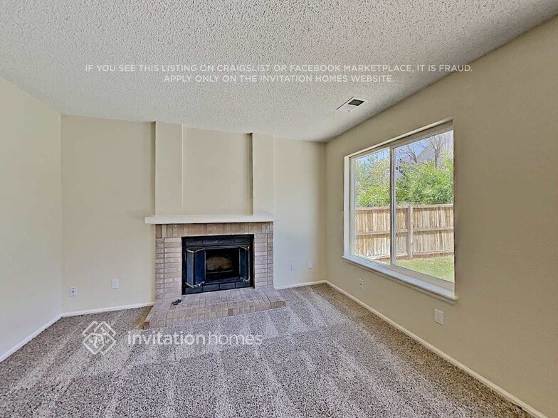 Building Photo - 9636 Lameria Dr