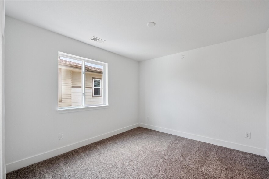 Building Photo - 1131 Joseph Pl