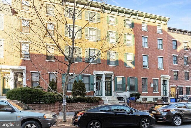 Building Photo - 1523 Green St