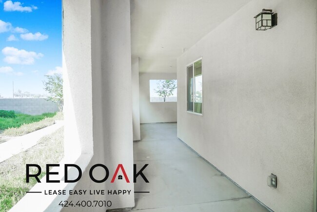 Building Photo - 505 E Rialto Ave