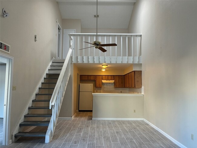 Primary Photo - 11917 Bob White Dr